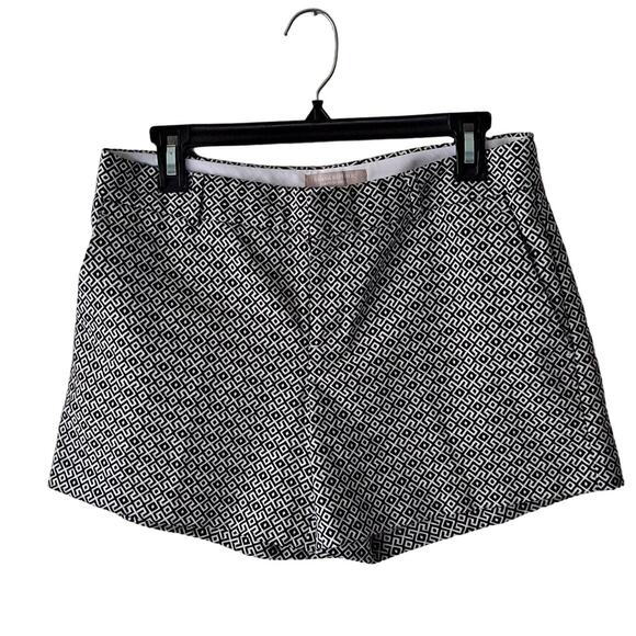 Banana Republic Hampton Shorts Womens Size 4 Black White Maze Geometric Abstract - Picture 1 of 11